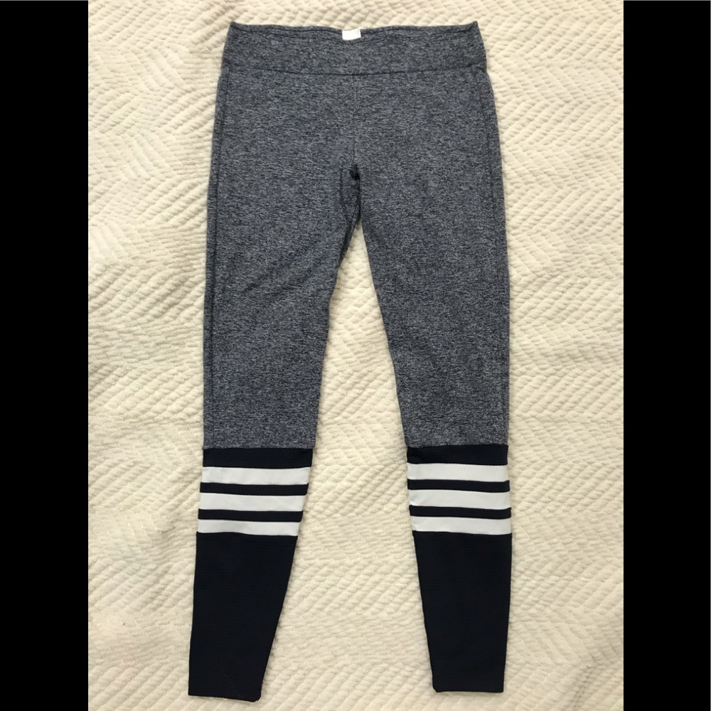 Bombshell Workout Leggings Size S
